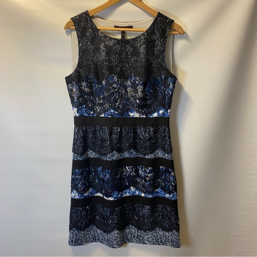 BCBGmaxazria Elegant Black and Blue Lace sleeveless dress